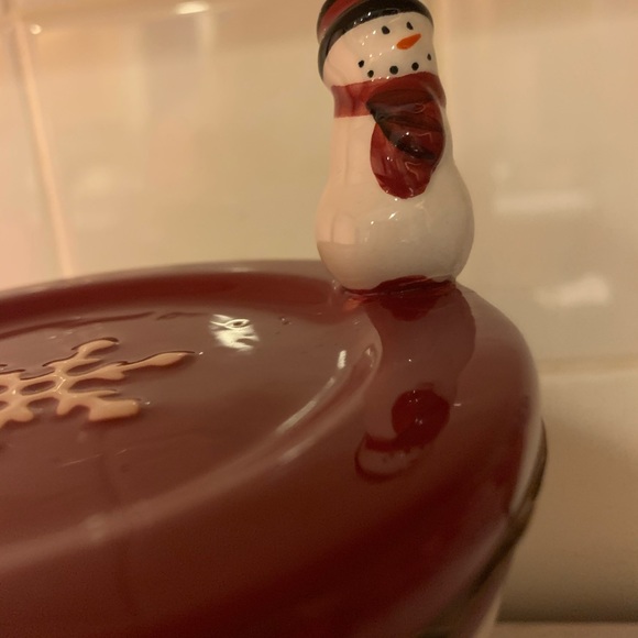 NWOT St Nicholas Square Yuletide Covered Mug - Picture 3 of 6